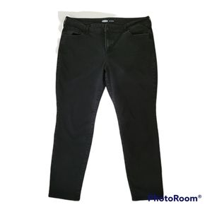 OLD NAVY Pop Icon Skinny Black Jeans. Size 18